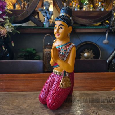 Sawasdee lady 53cm - Seated/Red skirt