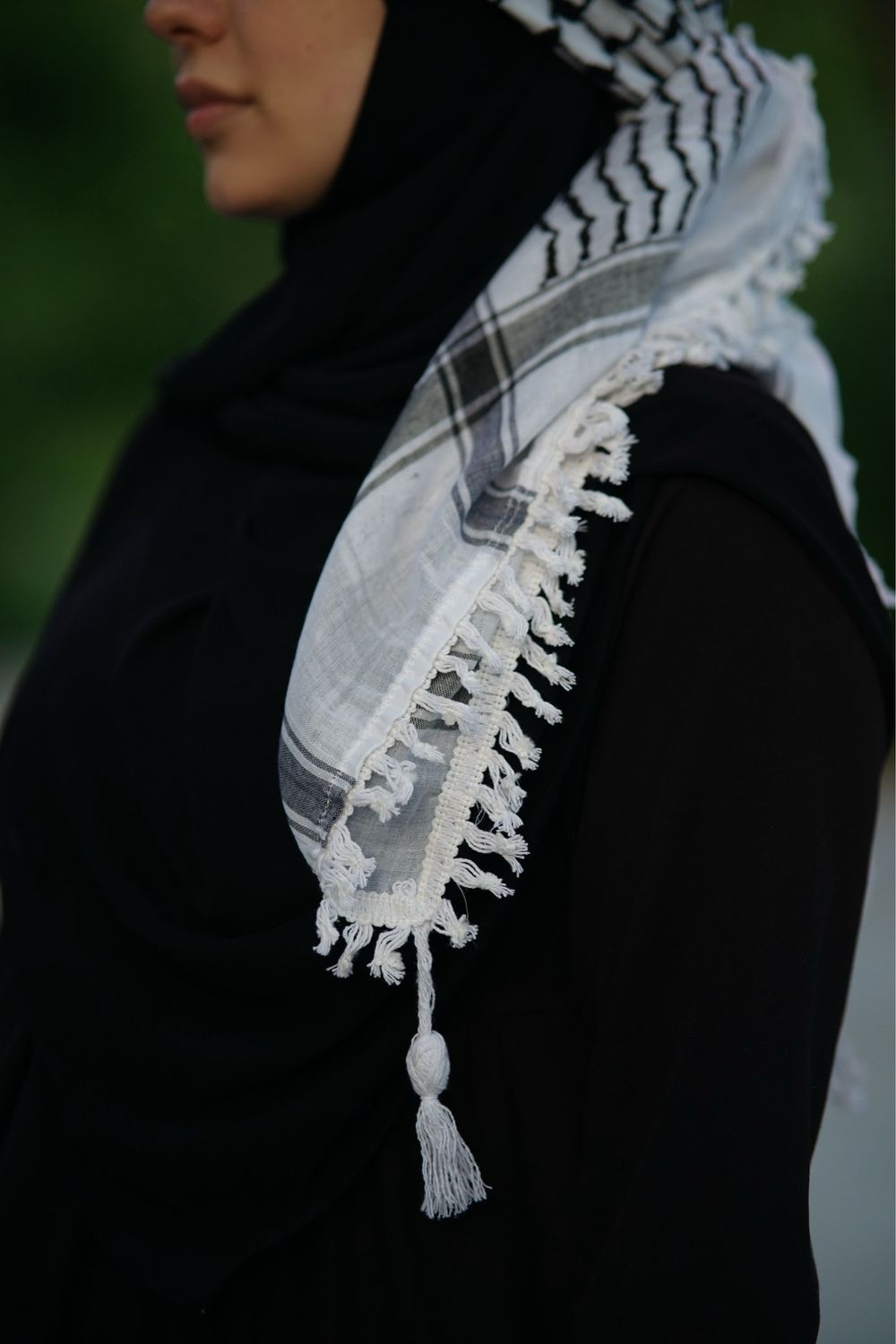 Classic Keffiyeh with Tassels
