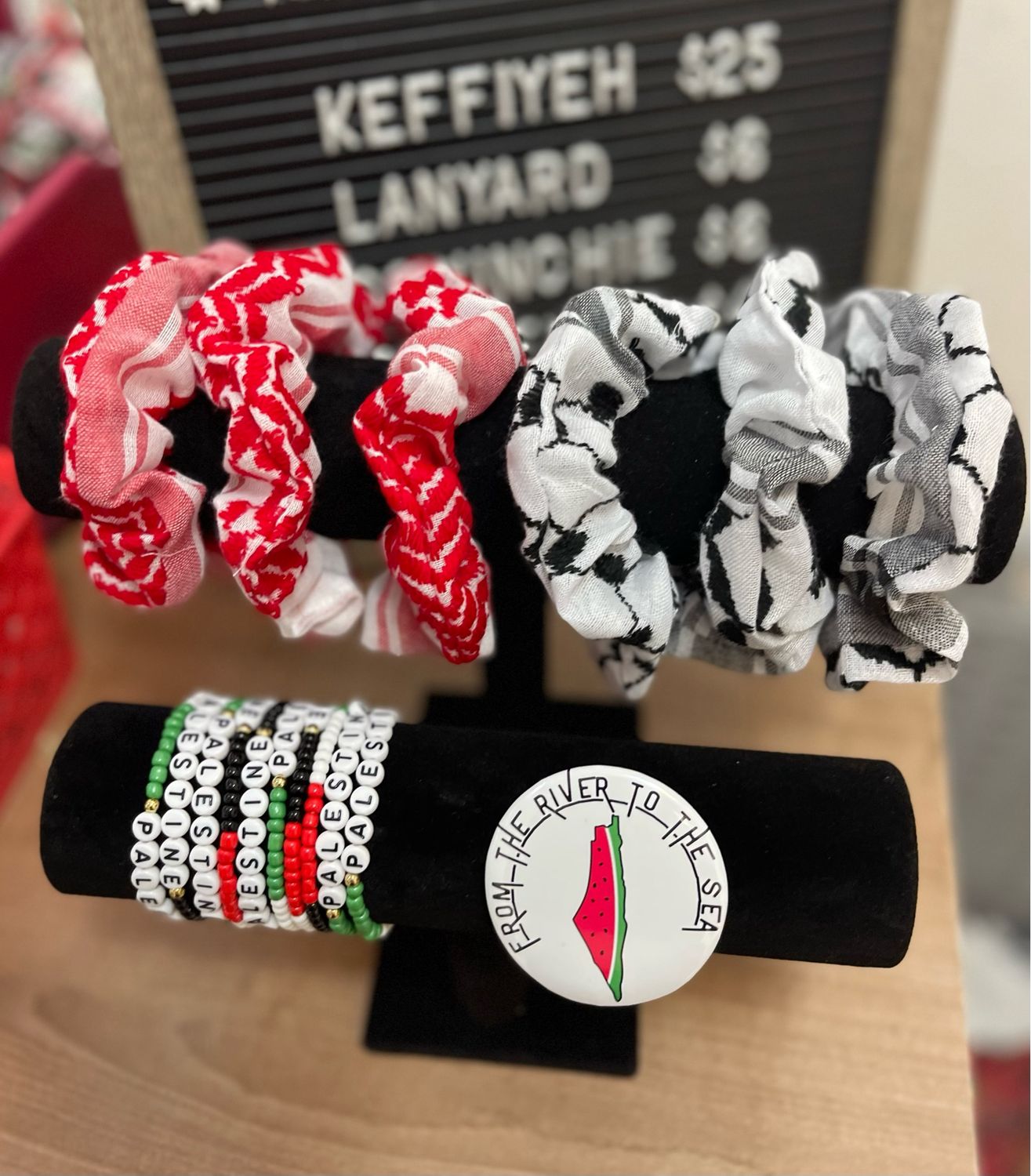 Keffiyeh Scrunchie
