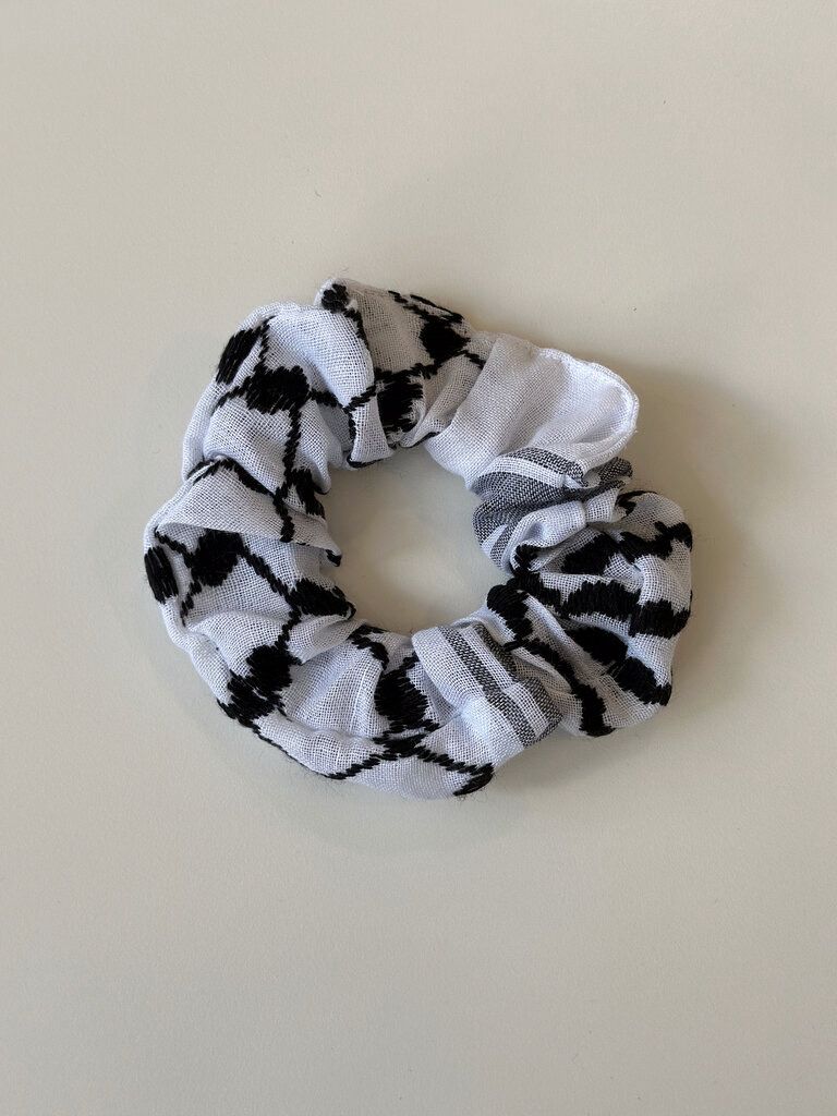Keffiyeh Scrunchie