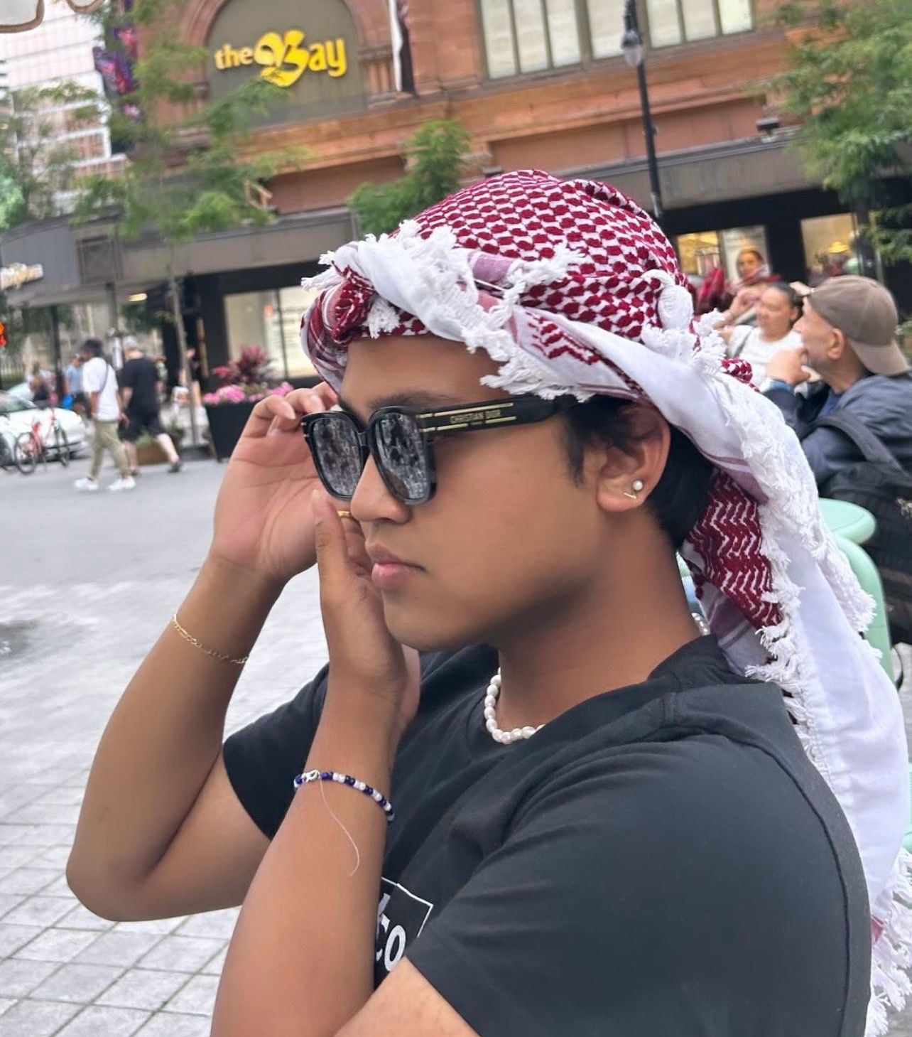 Bordeaux Keffiyeh with Tassels