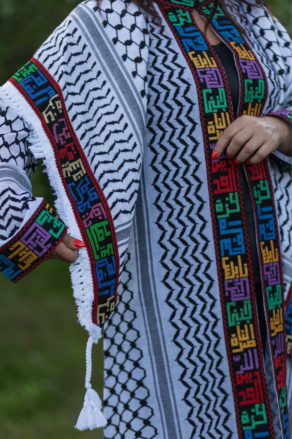 Cities Kufiya Abaya &amp; Kufiya