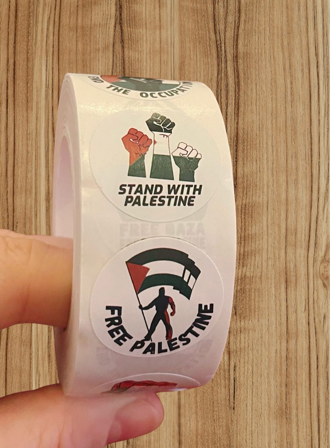 Roll of 500 Tiny Stickers