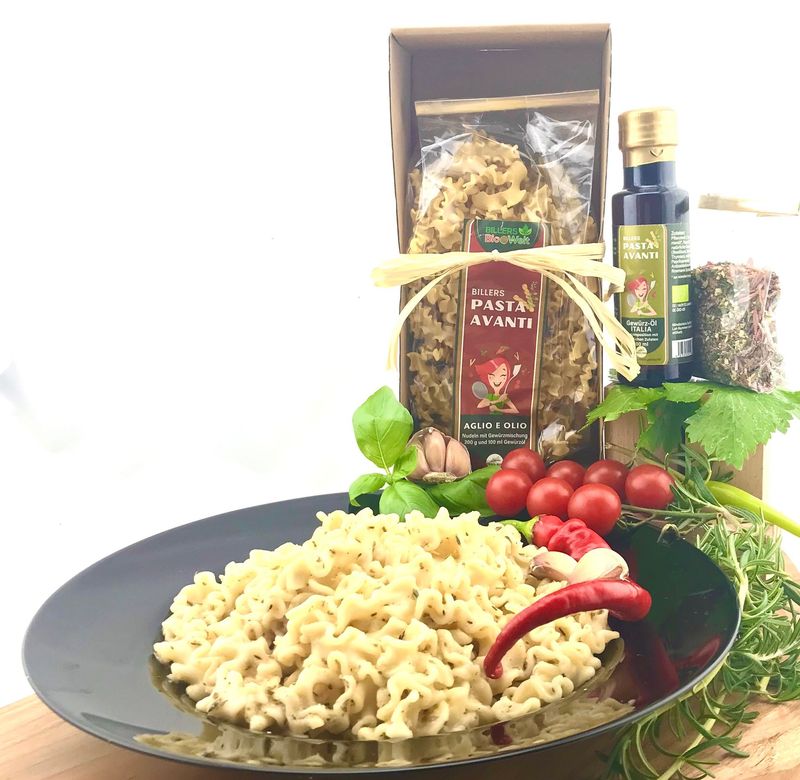 Erich Biller Bio Pasta Avanti Geschenkset / Pasta Set Deluxe Aglio e Olio + Gewürzmischung + Würzöl