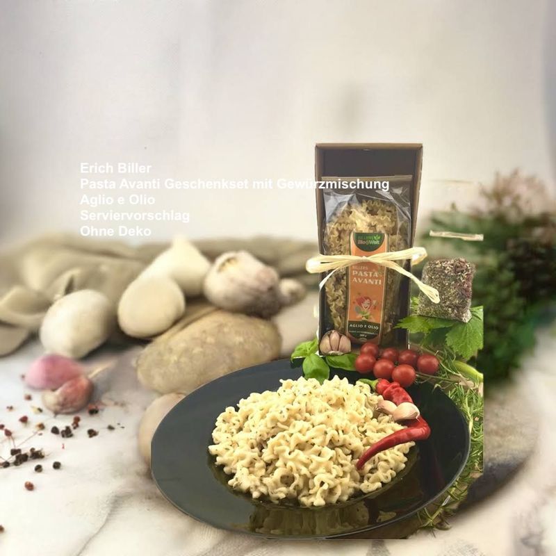 Erich Biller Bio Pasta Avanti Geschenkset / Pasta Set Aglio e Olio + Bio Gewürzmischung Erich Biller Bio Pasta Avanti Geschenkset / Pasta Set Aglio e Olio + Bio Gewürzmischung