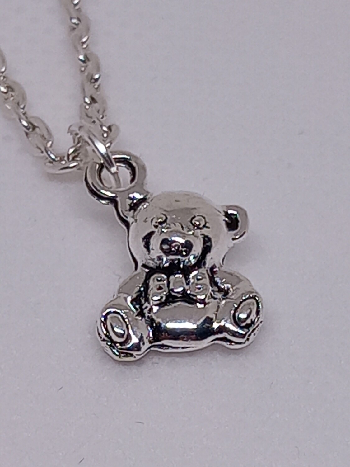 Teddy bear necklace 