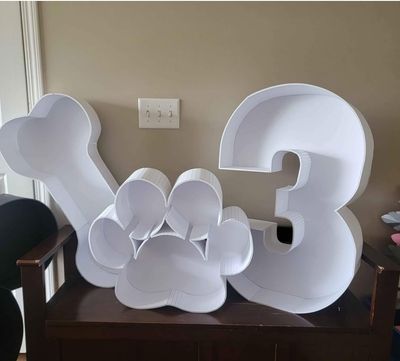 Fillable paw, bone, and a number set