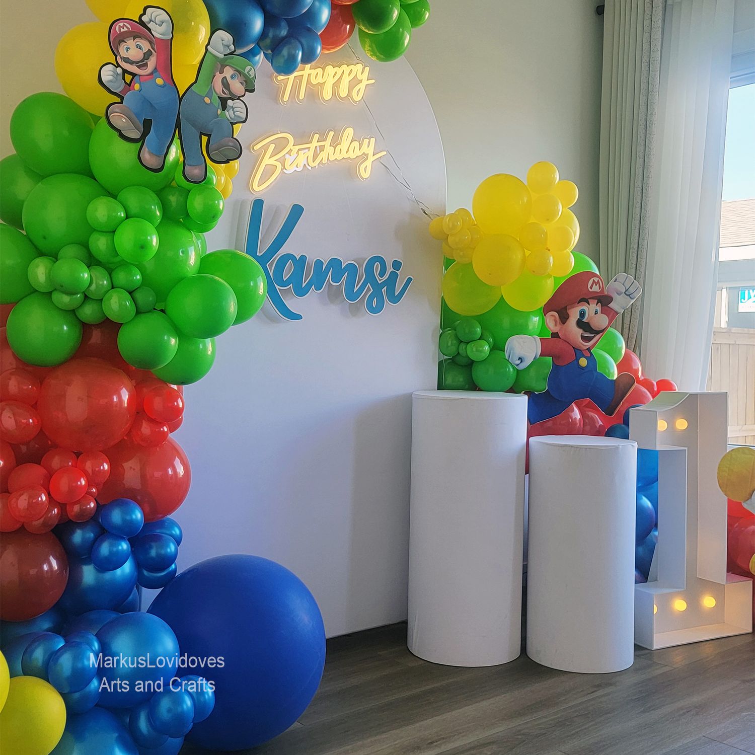 SUPER MARIO BALLOON DECOR