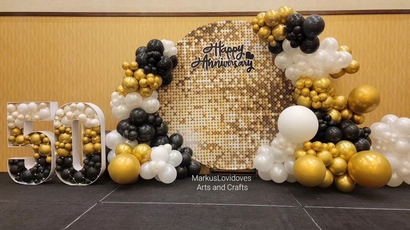 50TH ANNIVERSARY/BIRTHDAY BALLOON DECOR
