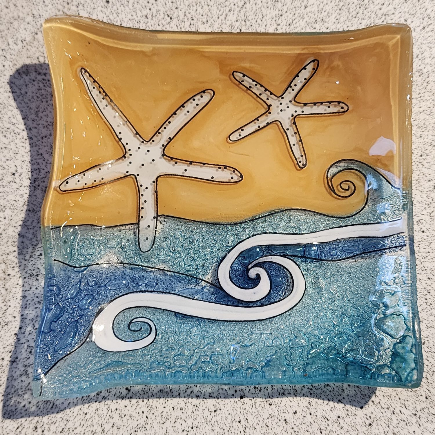 Plate Square White Starfish 4&quot;x4&quot;