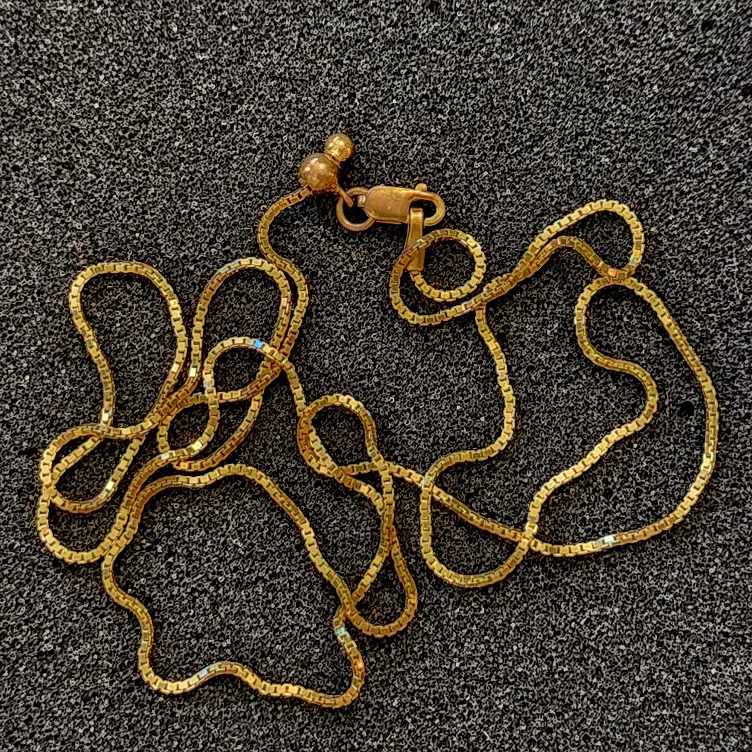 Chain Adjustable Gold Plate