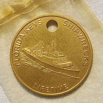 Gold Spiegel Grove Medallion Lifetime