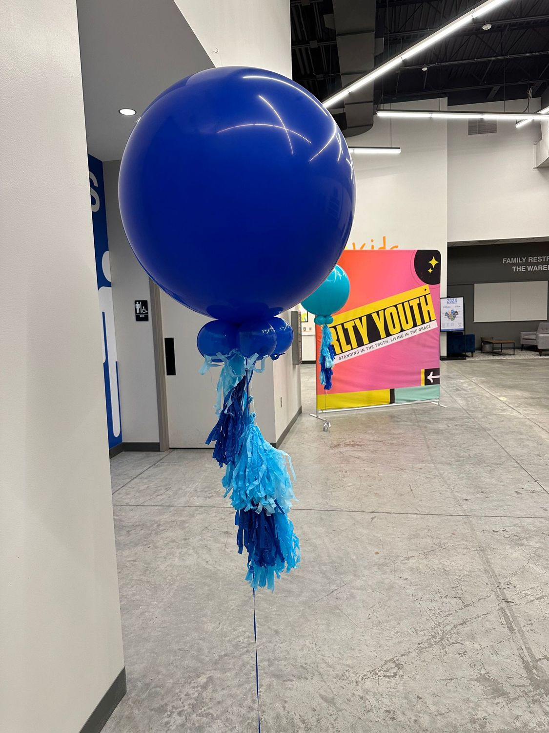 Jumbo Helium Balloon with Tassels