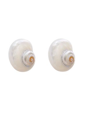 Pendientes cortos de conchas