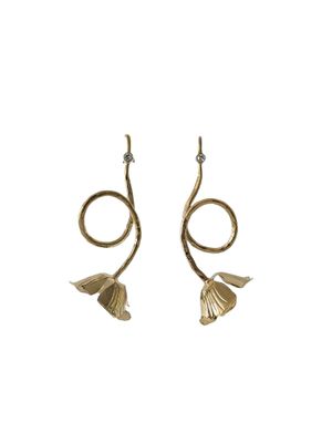 Tewlipa Earring