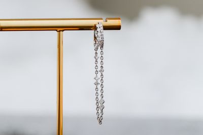 Hanging Diamond Huggies Earrings 18kt WG 48D 0.95cttw 1cm ER00176