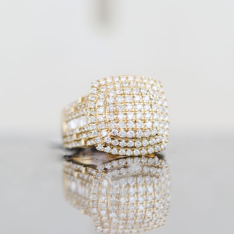 Square Top Diamond Ring 14kt YG 12.7gr Size 10 2.83cttw SI/I-GHI RN000275