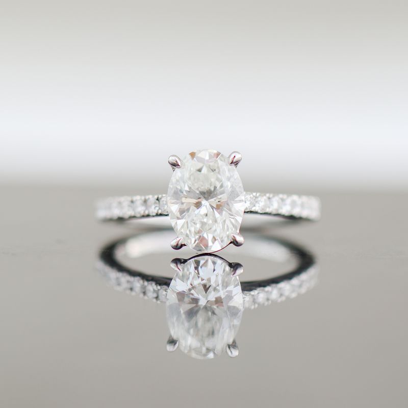 Diamond Oval Engagement Ring 14kt WG 2.95gr LAB 2.04ct Center 0.32ct Melee RN000176
