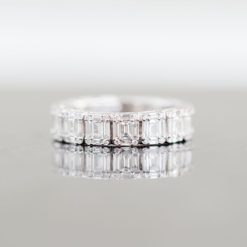 Baguette and Round Eternity Ring 18kt WG 2.07cttw SI-GHI RN000378