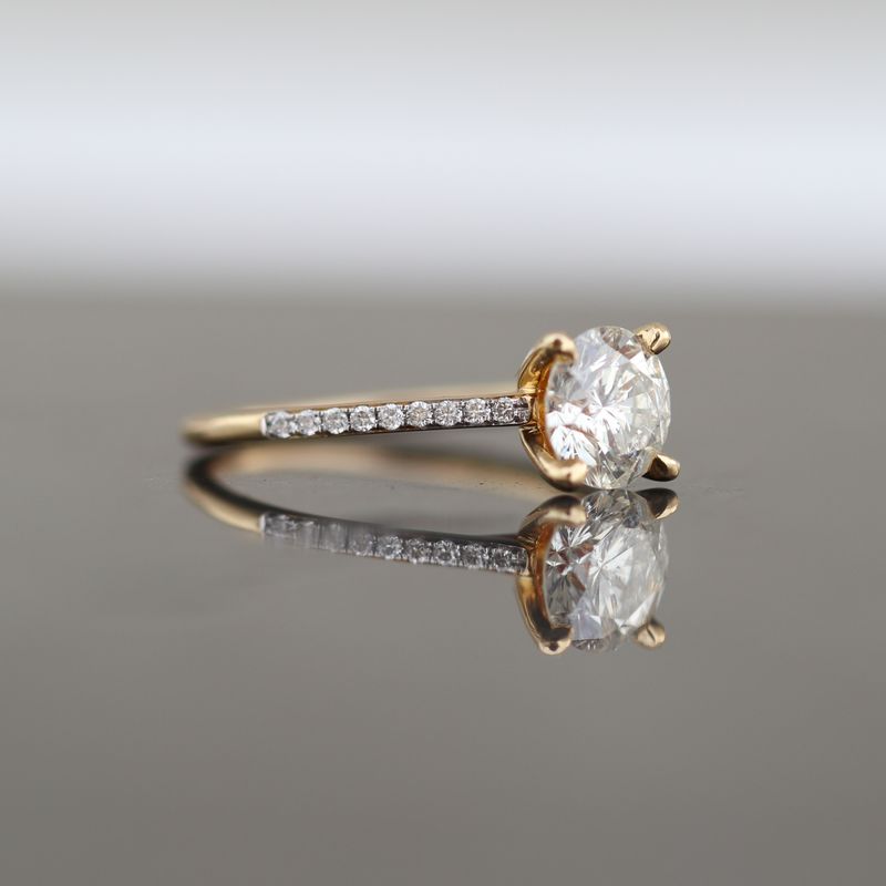 Martini Diamond Ring 18kt YG 1.25ctw 1.96gr 1.15ctc Si-I2 GHI RN000442C