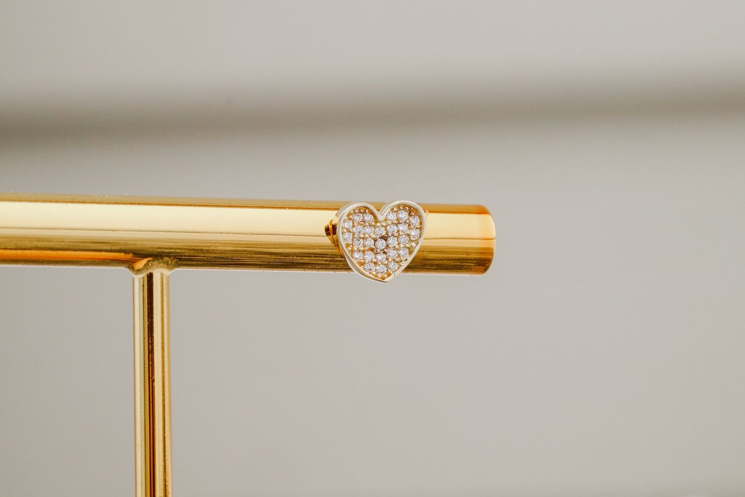 Heart Studs w/ CZ 14kt YG 1.2gr ER00163