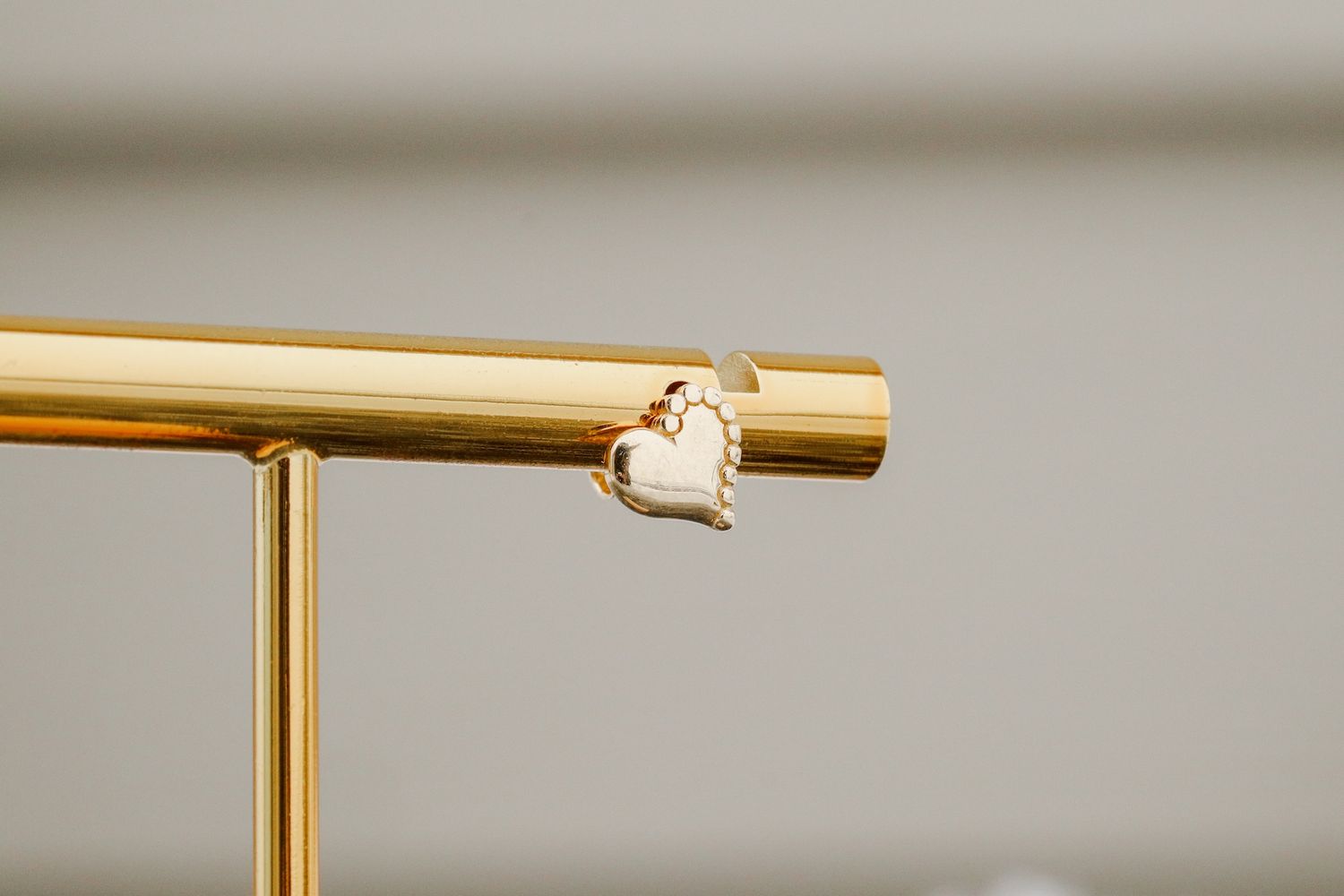 Heart Studs 14kt YG CZ 1.2gr ER00165