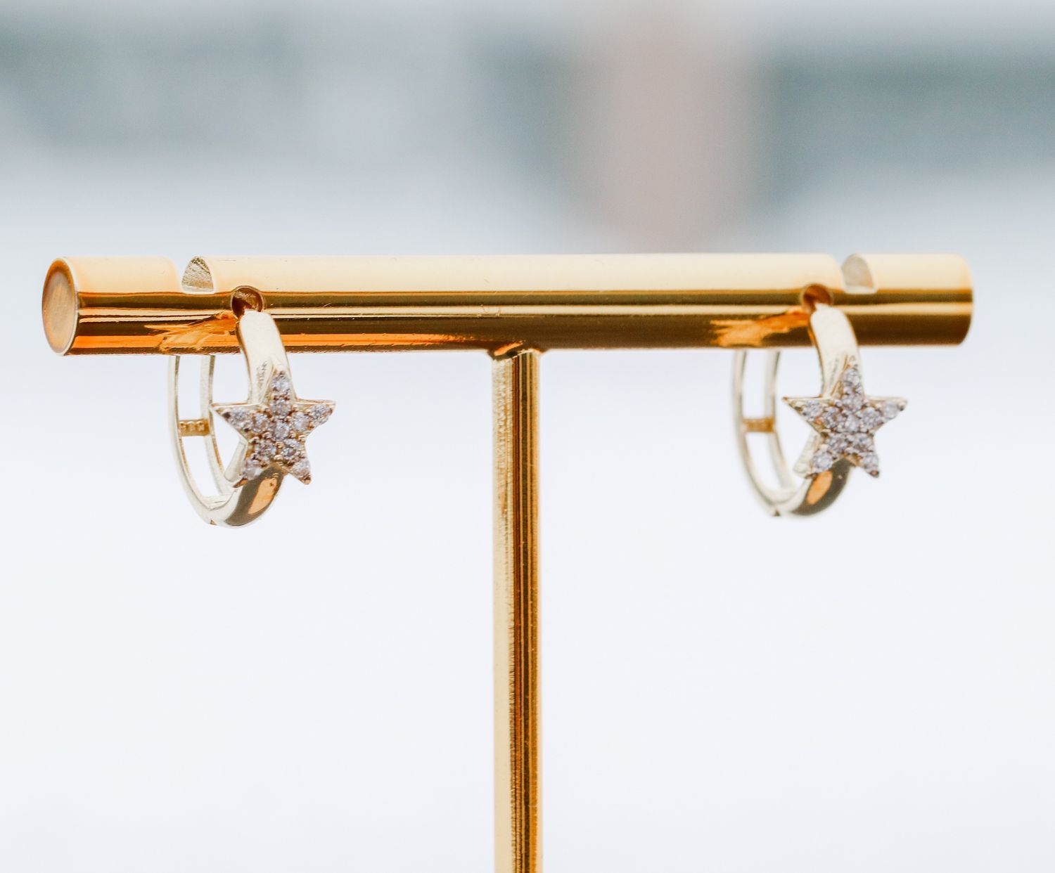 Star Hoops 14kt YG 0.5&quot; 2.27gr CZ ER00150