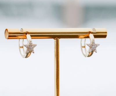 Star Hoops 14kt YG 0.5&quot; 2.27gr CZ ER00150