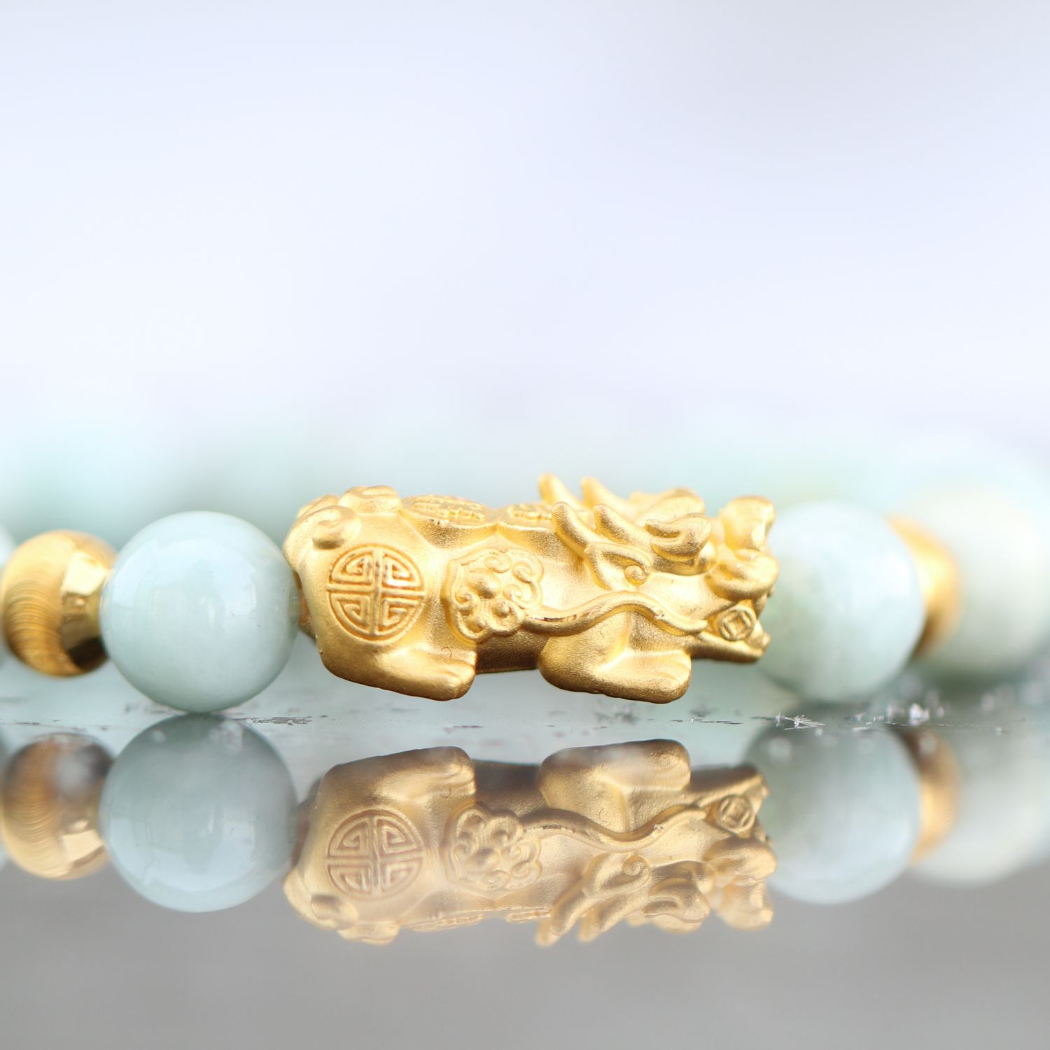 Natural MOP 24kt Fu Dogz Bead Bracelet 24kt YG 3&quot; BR000356