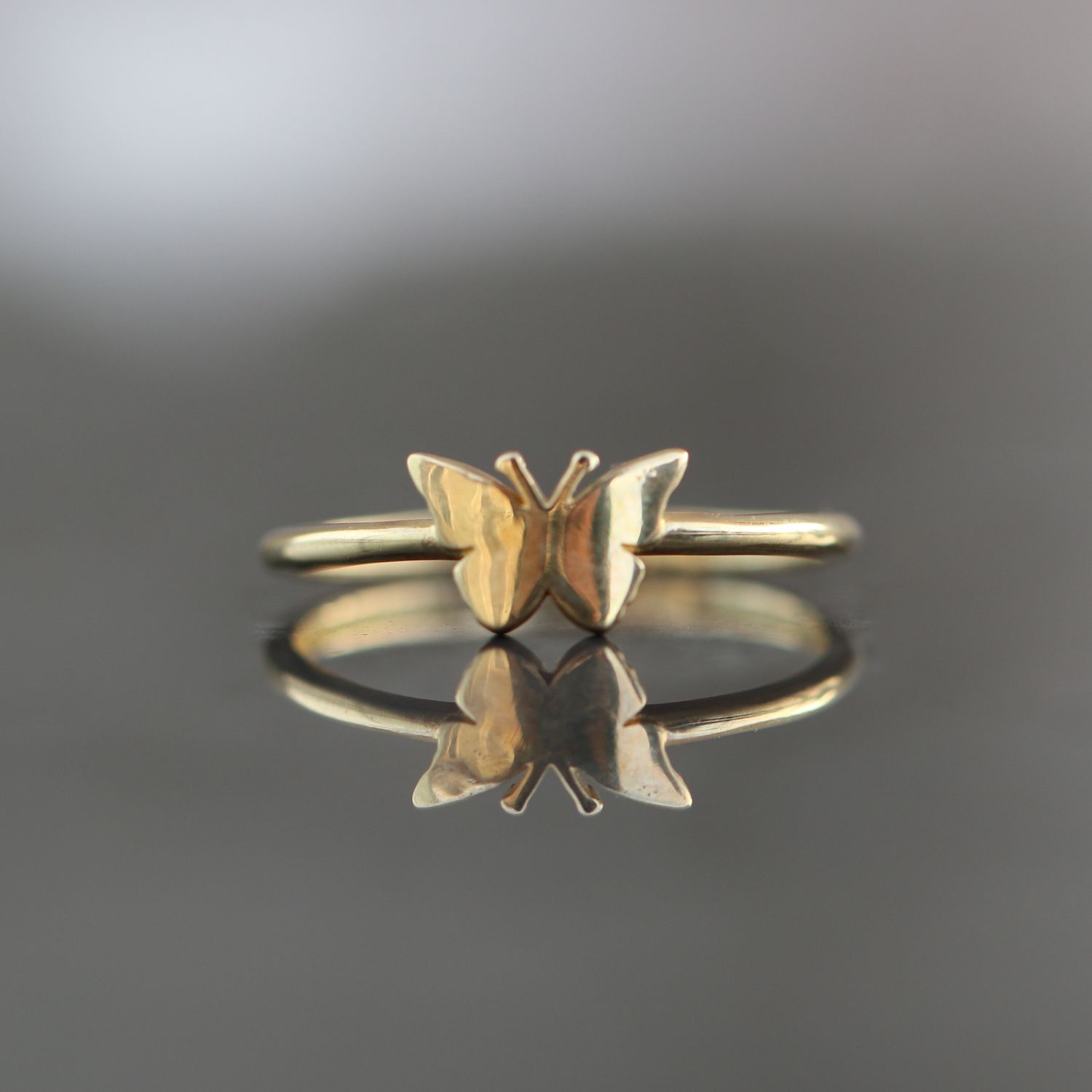 Smooth Butterfly Ring 10kt YG 0.9gr RN00117