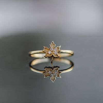 Maple Leaf Ring 10kt YG 1.0gr RN00119