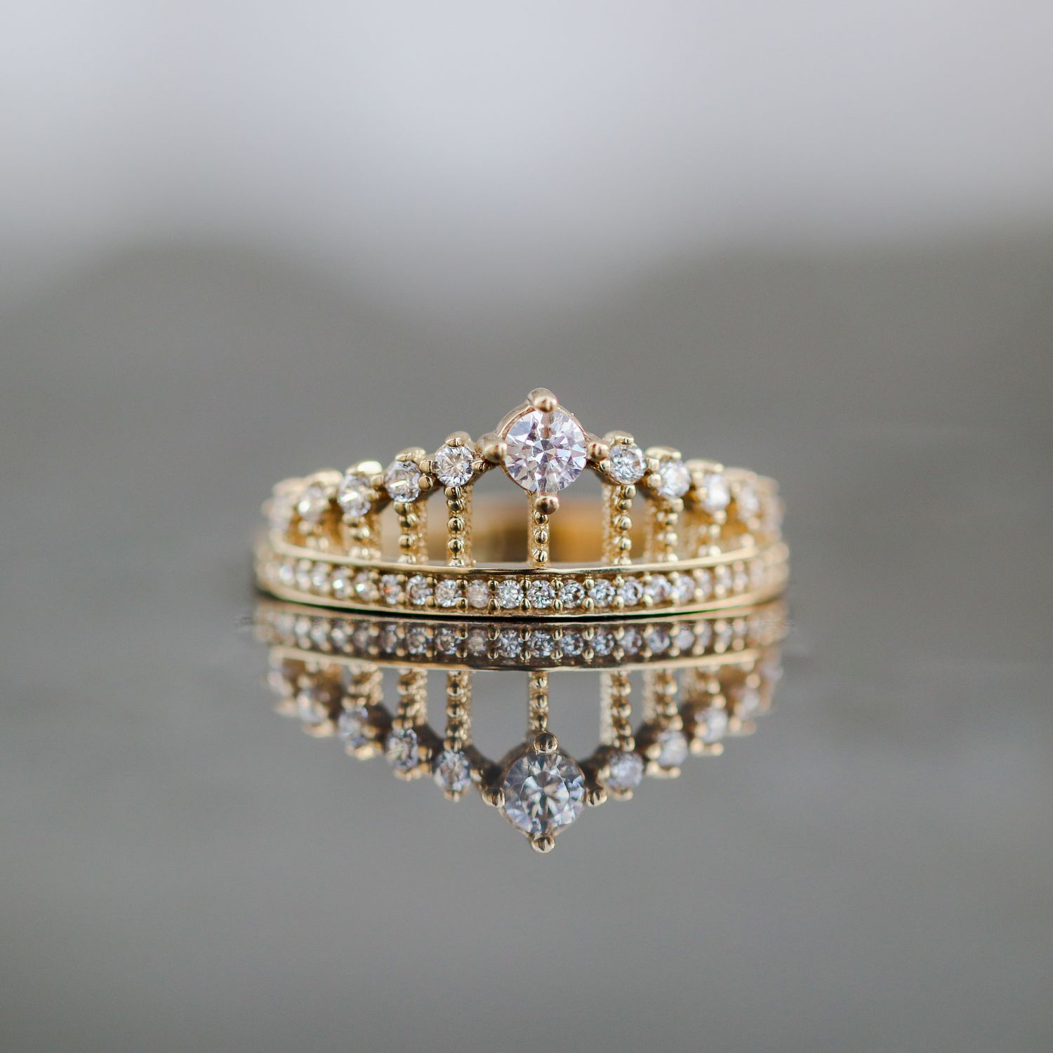 Crown Ring 10kt YG 1.7gr RN00133