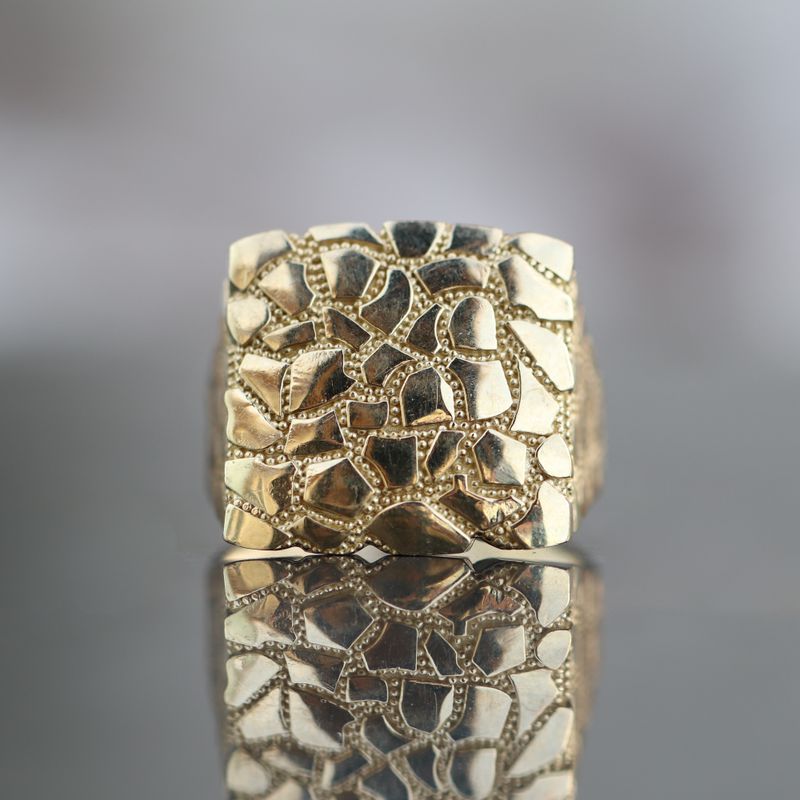 Nugget Ring 10kt yg 7.03gr Size 10 RN00184