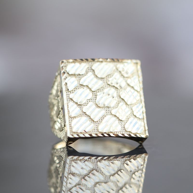 Nugget Ring 10kt Yellow Gold 3.92gr Size 10 RN00186