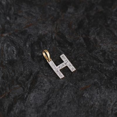 Baguette Letter H Pendant 10kt YG 1.6gr 0.50cttw PN0001037