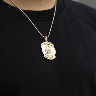 Locked N ENT Pendant 14kt YG 49gr 3.76cttw PN000883