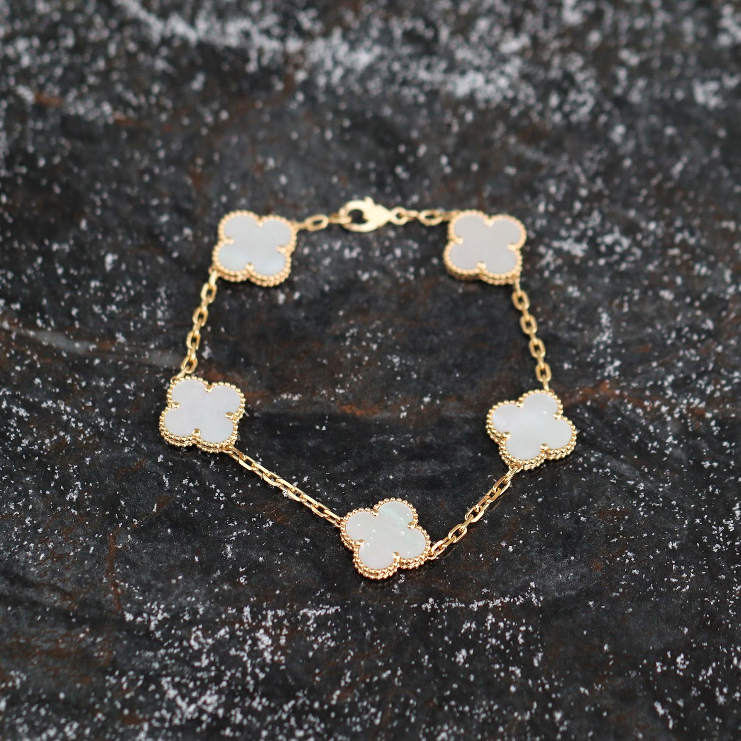 Motif Bracelet 5 motifs 18kt VC YG MOP BR000364