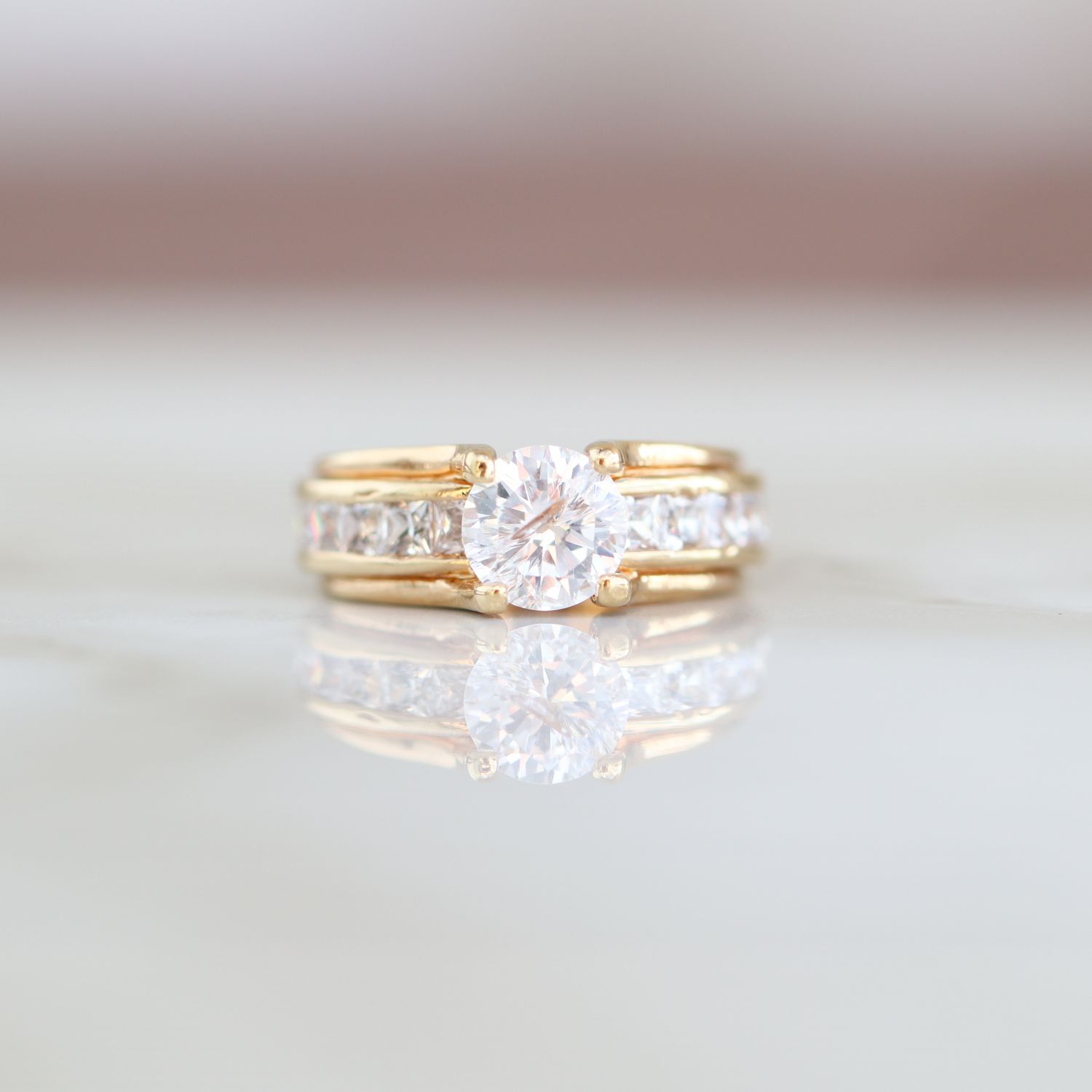 Famous Engagement Ring Alloy CZ SFR006