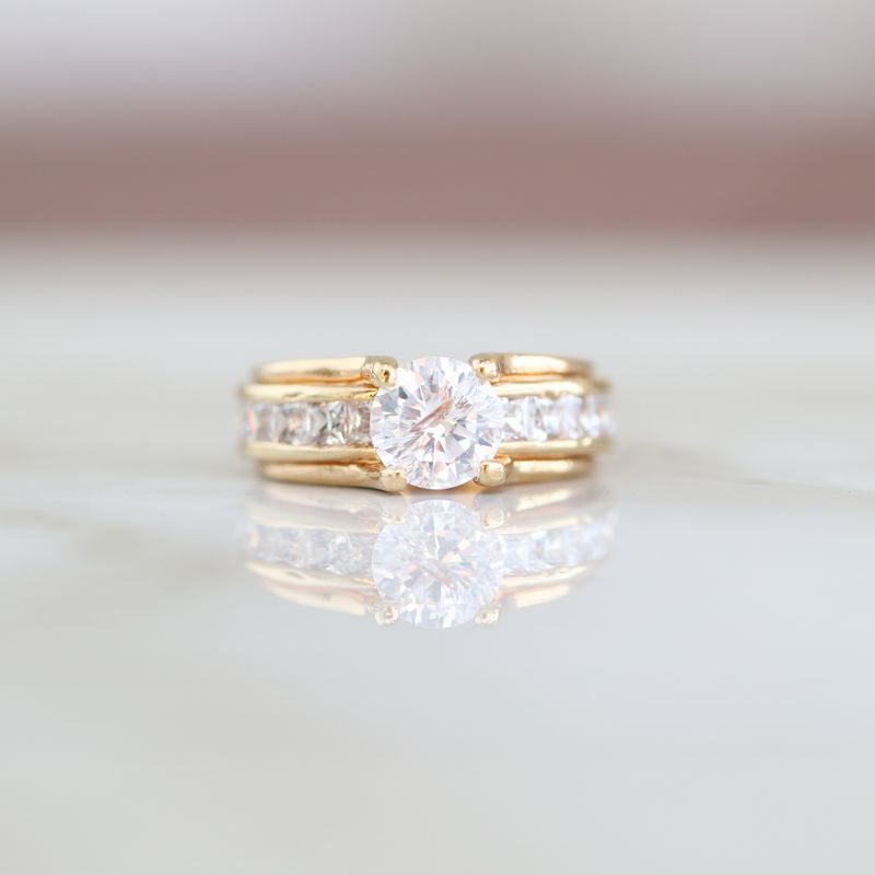 Famous Engagement Ring Alloy CZ SFR006