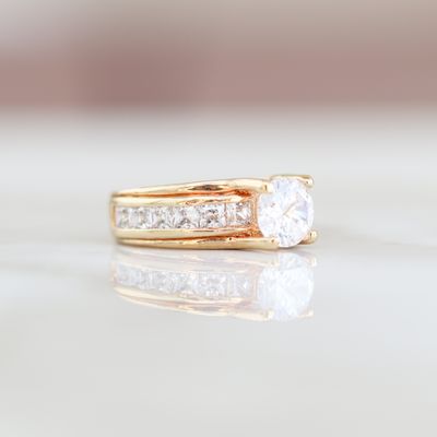 Famous Engagement Ring Alloy CZ SFR006