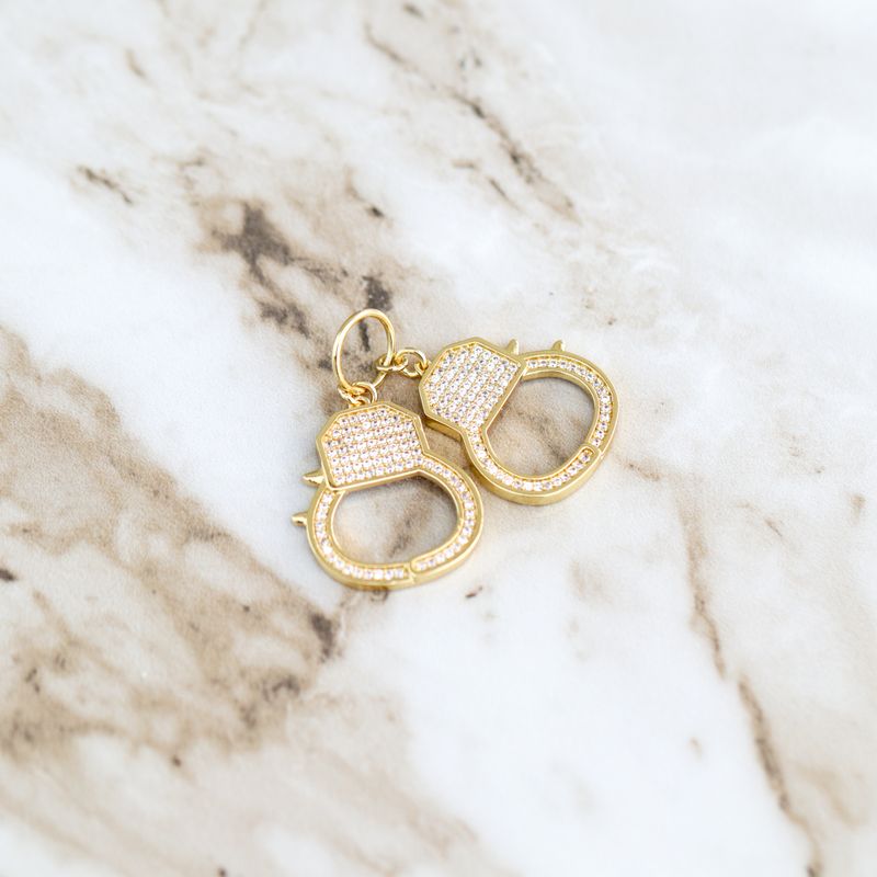 HandCuffs Pendant Alloy CZ SFP0051
