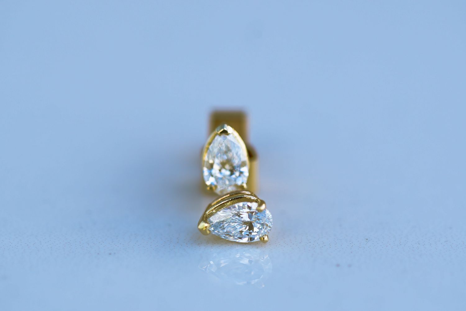 Pear Studs 14K Yellow Gold 3 Prong LAB 0.44CT 0.88CTW VVS2 Each 3X non ER00194