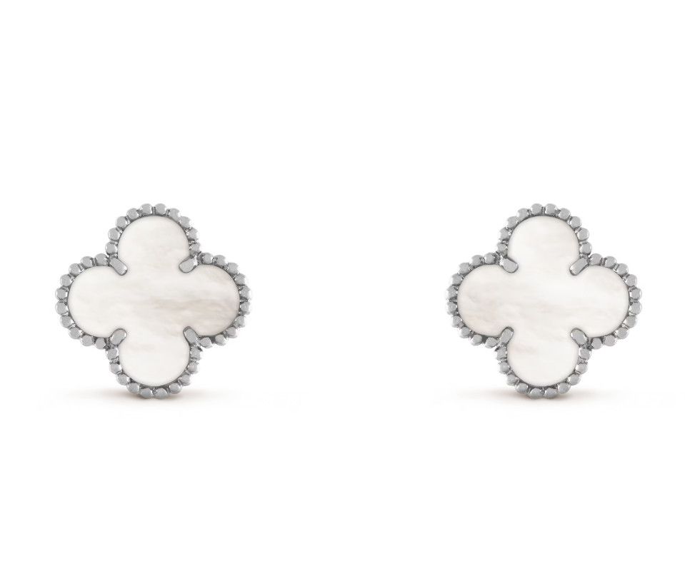 Motif Earrings Quartz 18kt WG 7.5gr ER00195