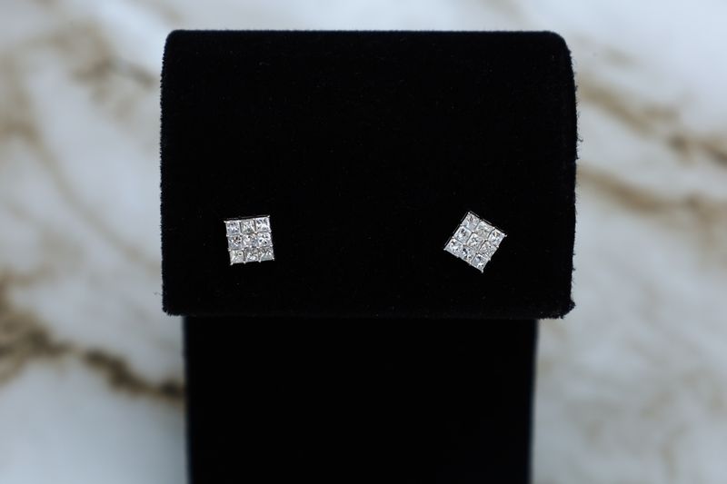 Square Cluster Diamond Earrings 14kt WG 1gr 0.54cttw Natural ER00198