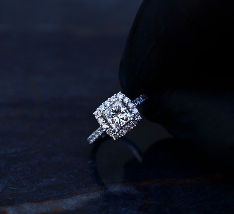 Princess Cut Engagement Ring 1Ct 18kt WG  3.55gr 0.59cttw / Center stone 1.10ct VVS2 - E Size 6 RN00208