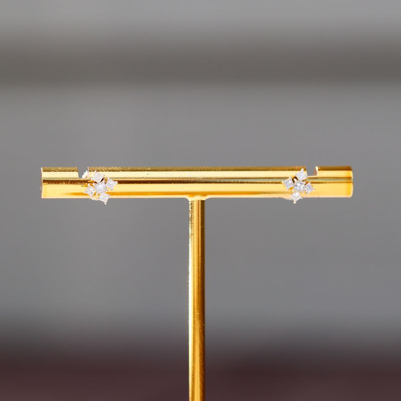 Snowflake Diamond Earrings 14kt YG 1gr 0.30cttw Natural ER00201