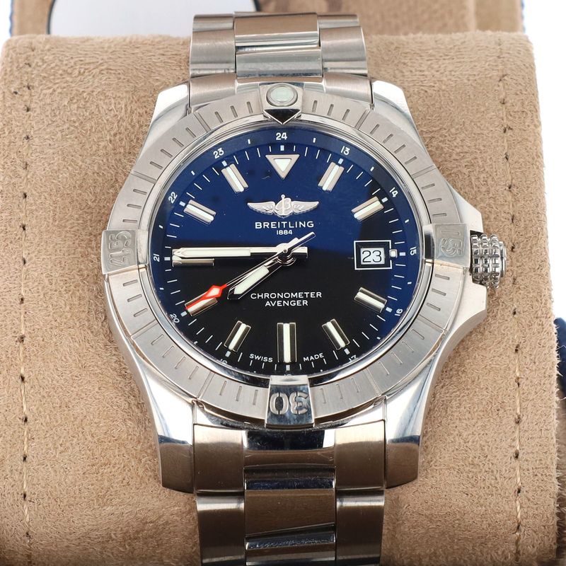 Breitling Avenger Automatic 43mm Black Dial 12 links RF A17318 Serial no 6840396  complete WA00161C