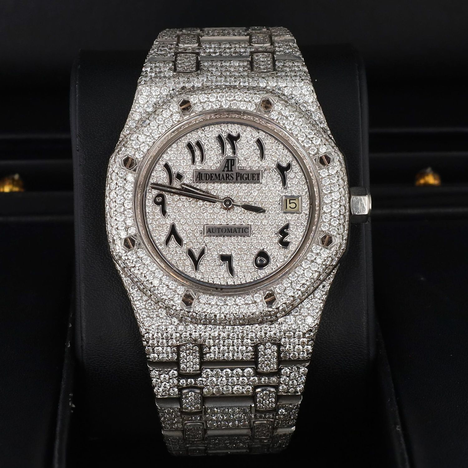 Custom Audemars Piguet 39mm Arabic Dial Diamond Studded Dial 24.0cttw VS-SI, GH 132.60gr RF 15591 Serial No H50231 WA00170