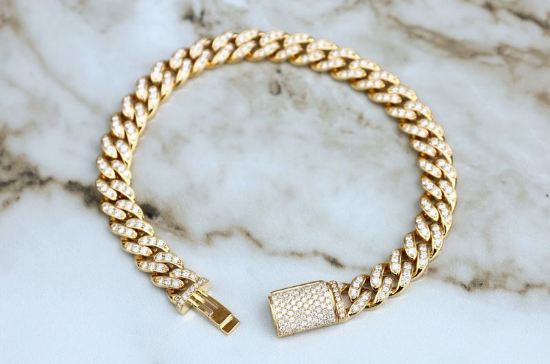 Diamond Cuban Link Bracelet 10kt YG 8" 31.43gr 3.80cttw LAB BR000375