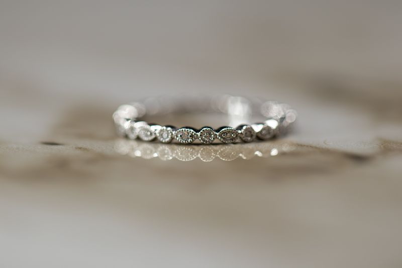 Diamond 18kt White Gold Ring Stacker 1.76gr 13RD  Size 6 RN00233